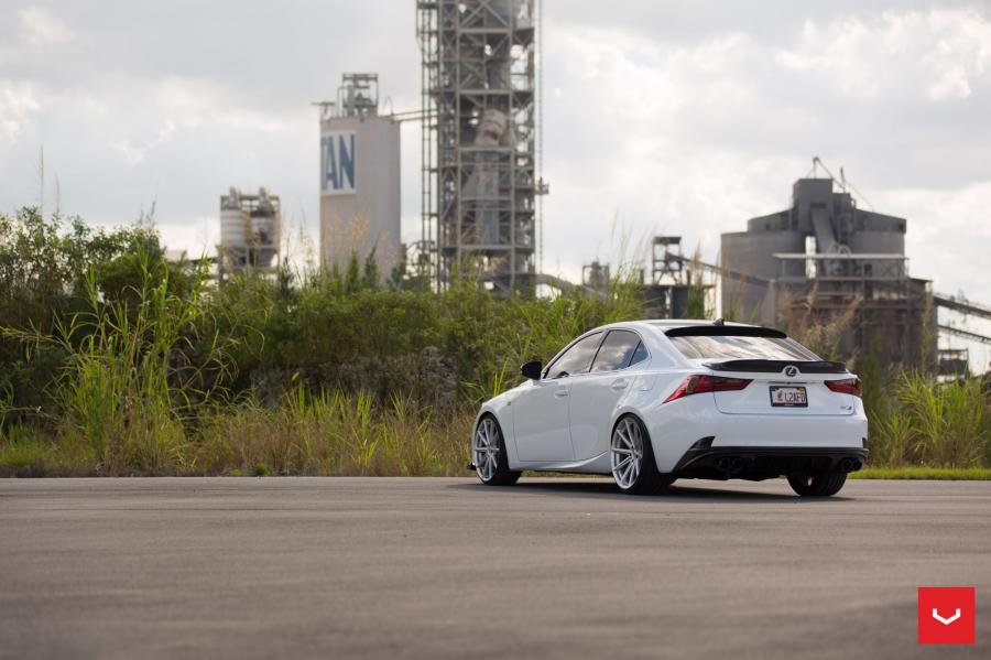  Lexus IS F on Vossen Wheels (VFS-10) 2017 года  (фото 38 из 72)